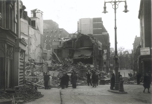Photo:Bruton Street and New Bond Street, 11 May 1941