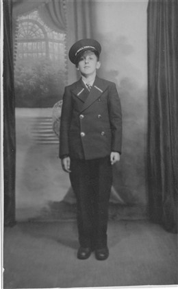 Photo:John Lubin (aged 14). Dorman Stewarts employee